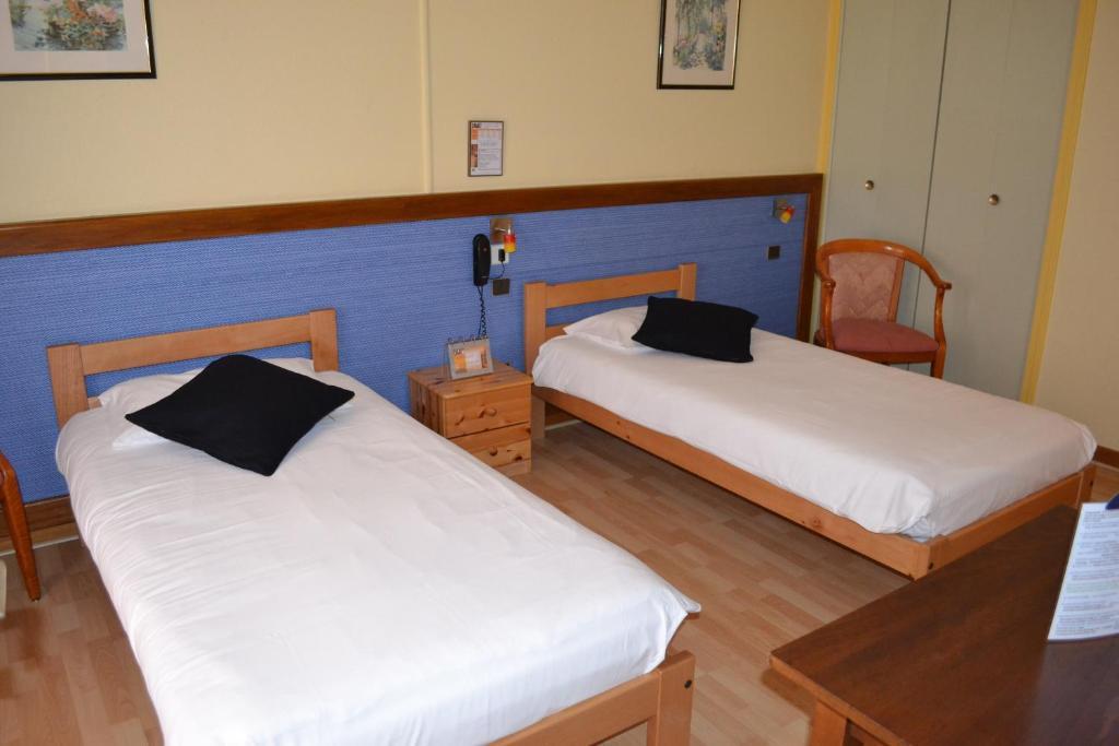 Hotel Restaurant Davat Brison-Saint-Innocent Room photo