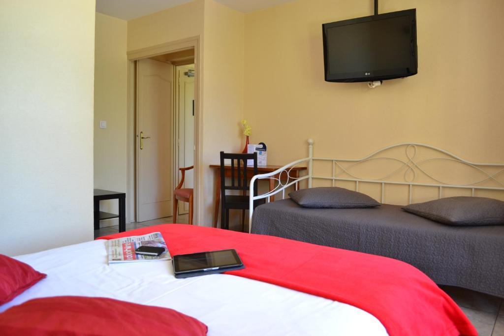 Hotel Restaurant Davat Brison-Saint-Innocent Room photo